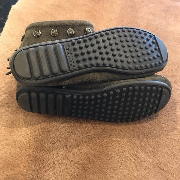 Minnetonka Concho Ankle Boots Size 6 - Picture 7 of 7